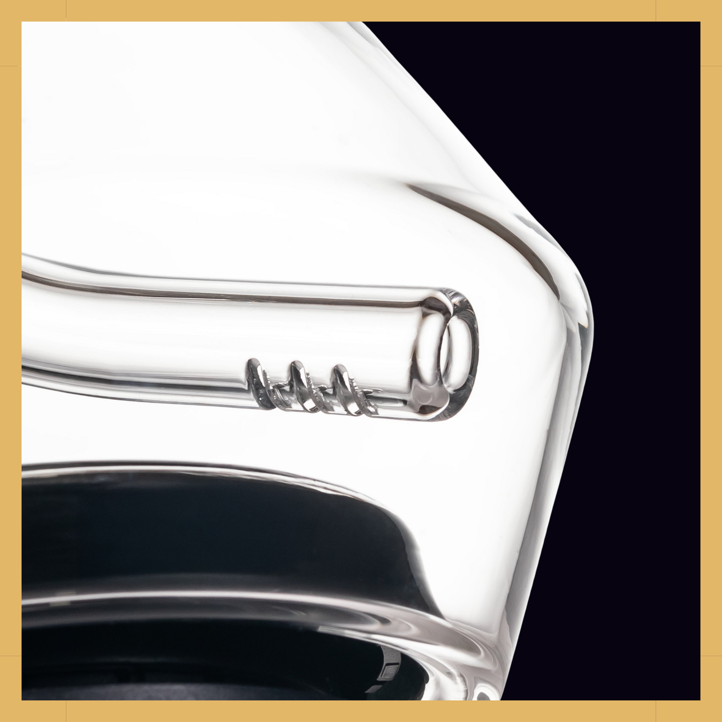 MJ Arsenal Nexus Water Pipe