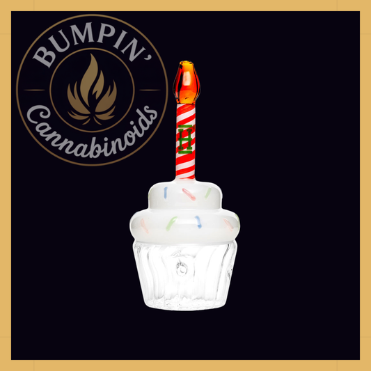 Cupcake Hand Glass