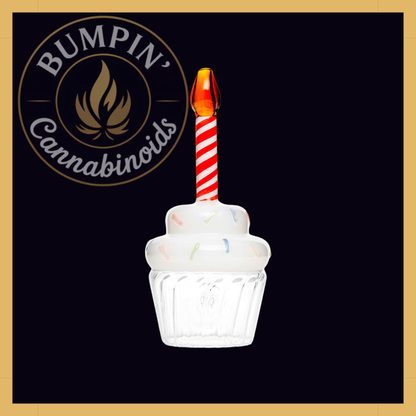 Cupcake Hand Glass