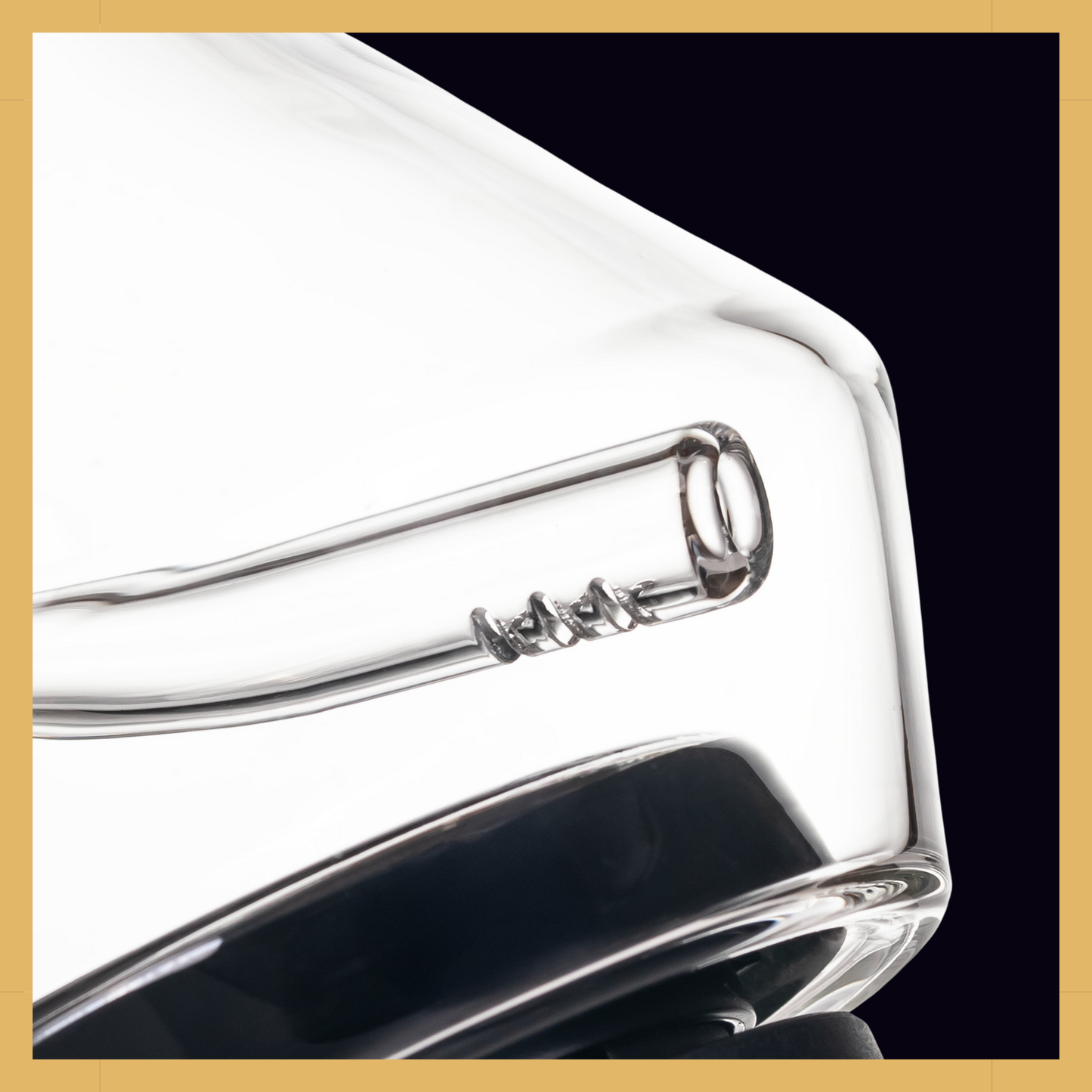 MJ Arsenal Nexus Water Pipe