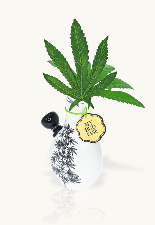 Love Bud Vase | My Bud Vase - Bumpin' Cann